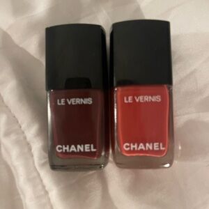 Chanel nail polish set